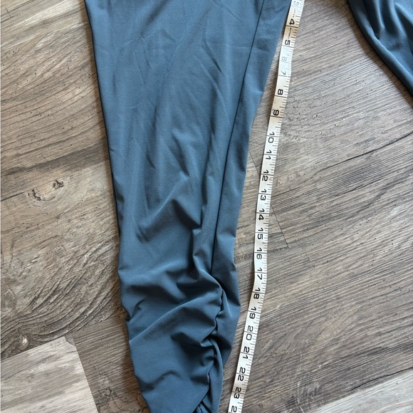 PrAna pants - Picture 5 of 6